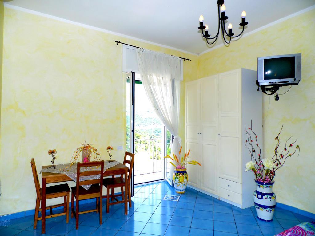 Dimora Carlo III Bed & Breakfast Vietri Rom bilde